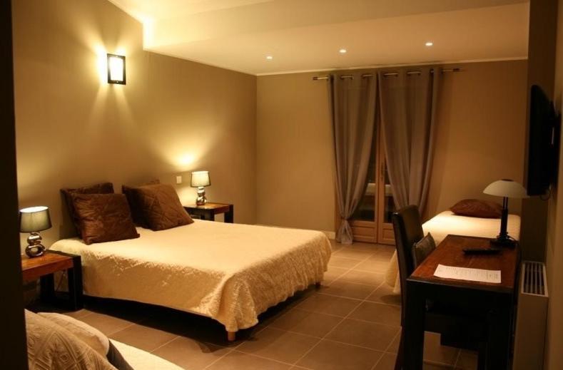 L'Hotellerie Kouros Cuers Oda fotoğraf