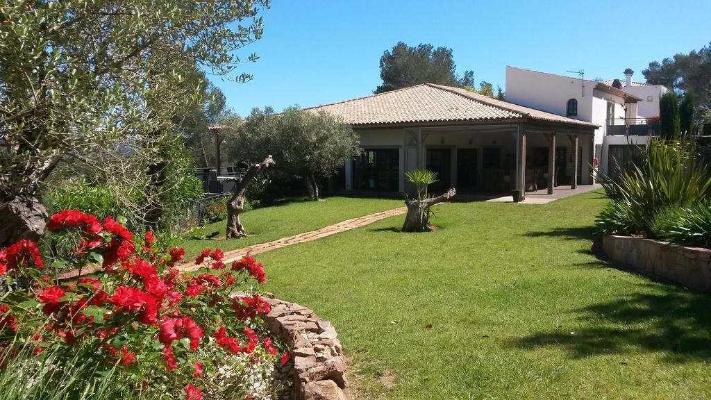 L'Hotellerie Kouros Cuers Dış mekan fotoğraf