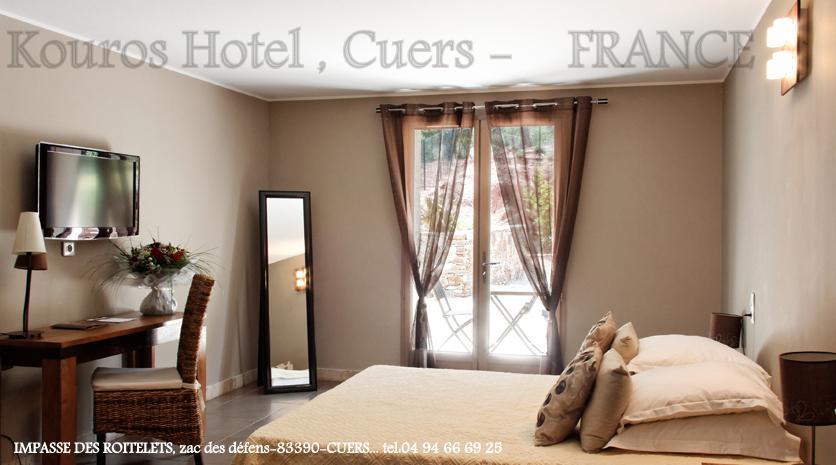 L'Hotellerie Kouros Cuers Dış mekan fotoğraf