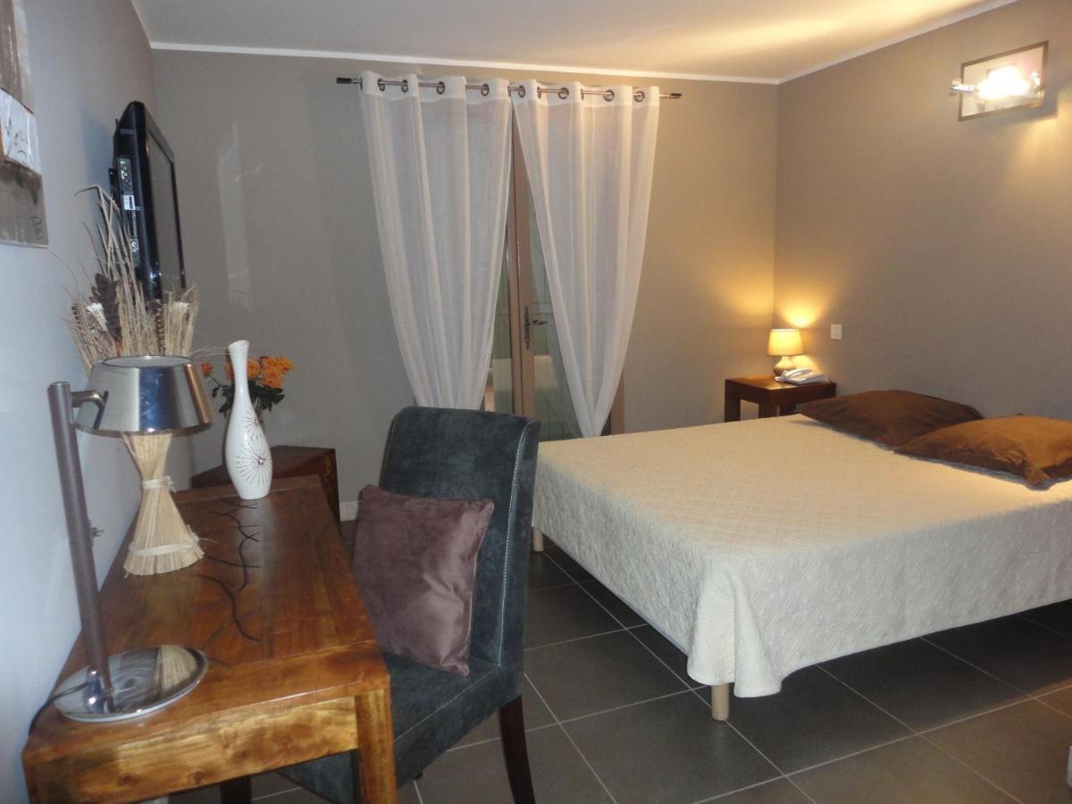 L'Hotellerie Kouros Cuers Oda fotoğraf